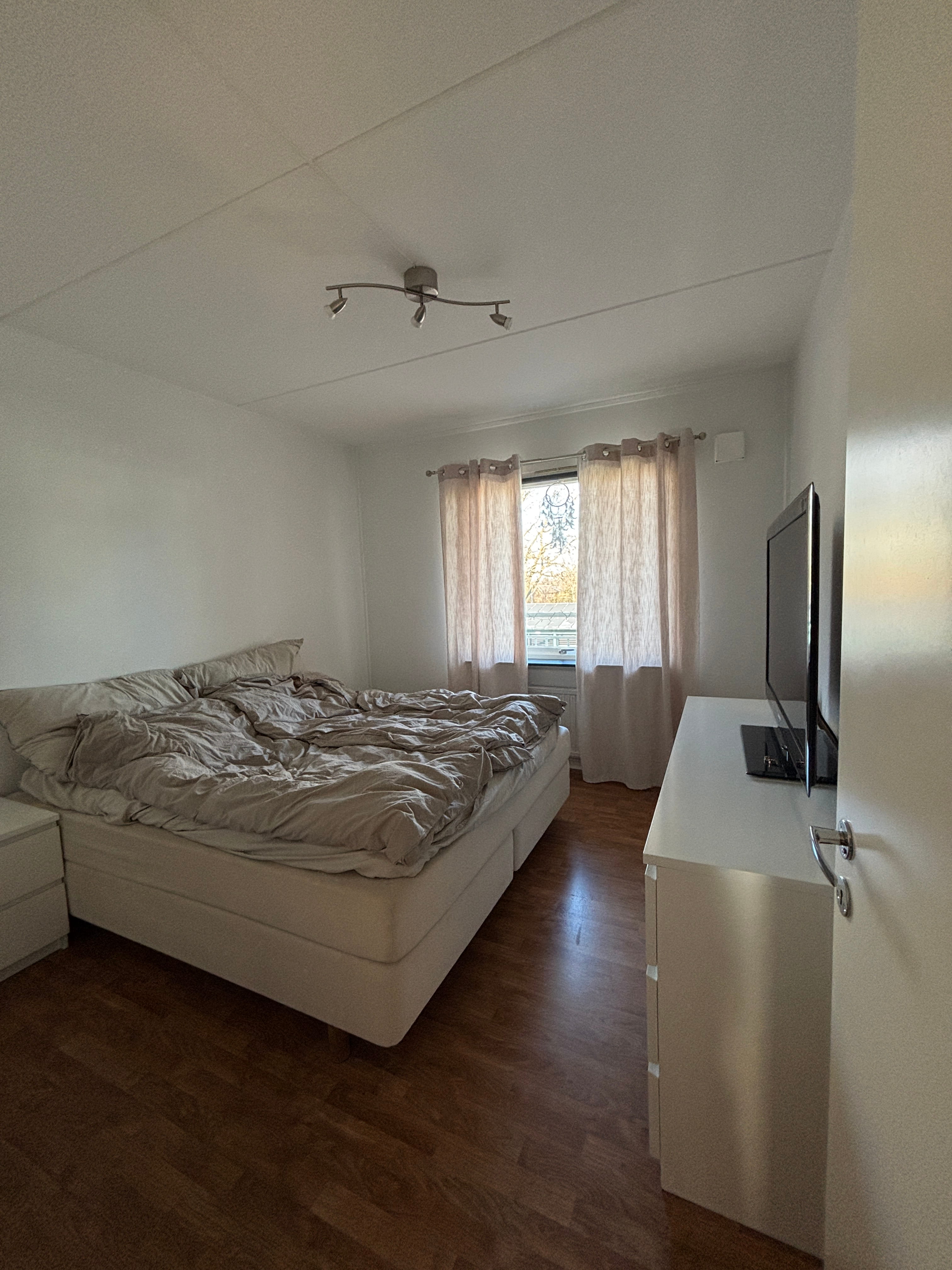 Vintergatan 1 C, 267 31, BJUV